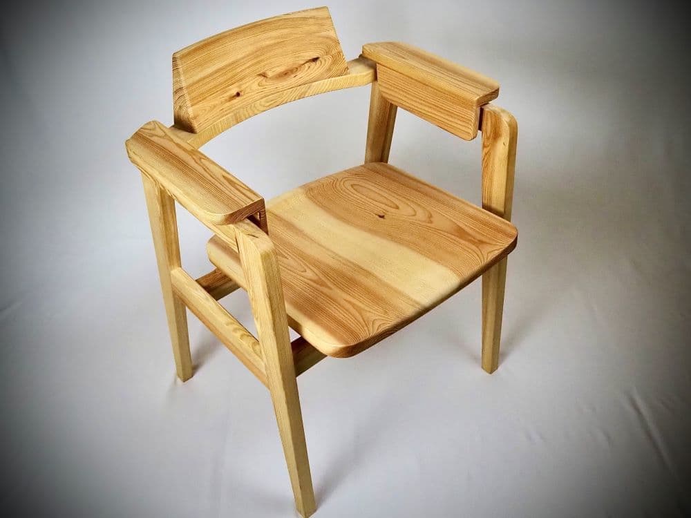 小田原デザイン椅子